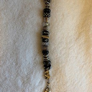 Trollbeads Blk & Wht bracelet 7 inches